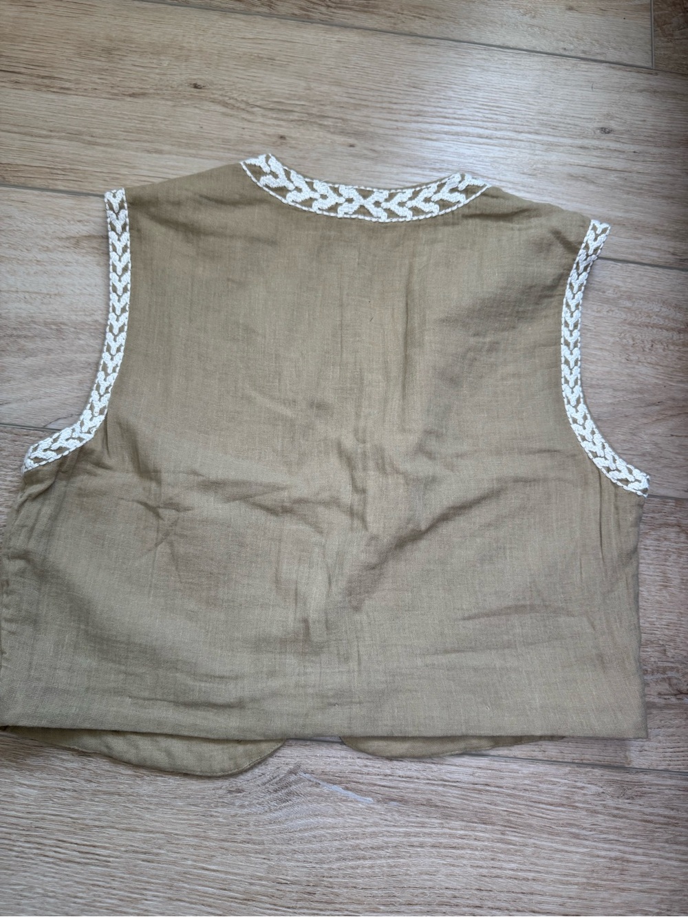 Zara- Embroidered Boho Floral Cotton Beige Open Front Vest- Sz. M - Picture 6 of 7
